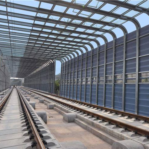 地铁全封闭式声屏障