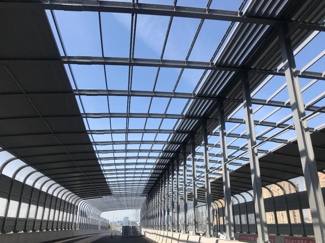 金属声屏障在使用过程中出现腐蚀的原因有哪些？